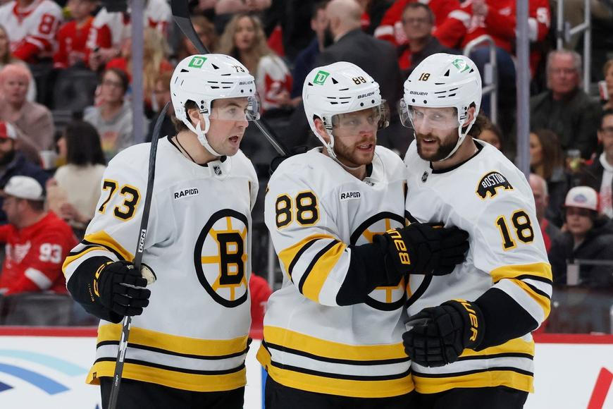 To by se Pastrňákovi nelíbilo, zní v NHL. Boston počeštil tým, hrozí ale velký odchod