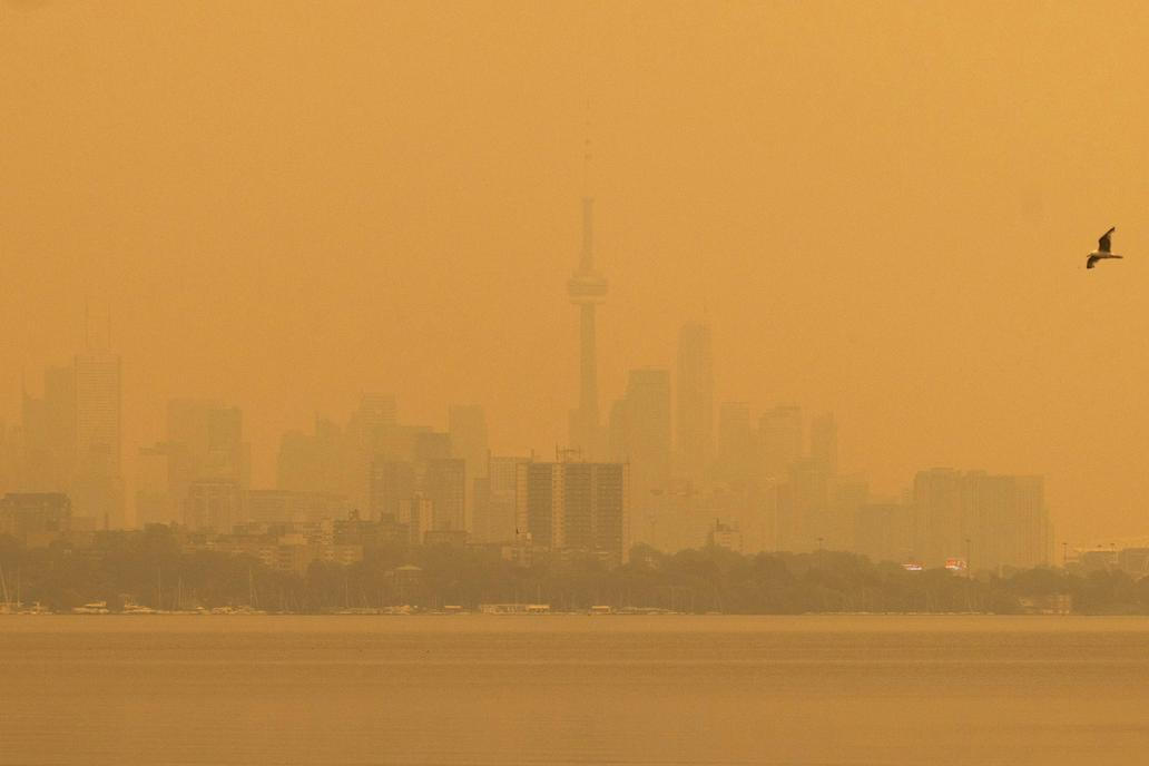Wildfire smoke in Ontario 