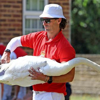 Swan Upping 2026