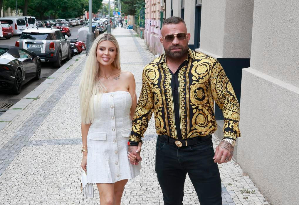 Lela Vémola a Karlos Vémola