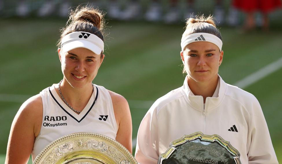 Linda Nosková a Karolína Muchová po finále Wimbledonu 2026