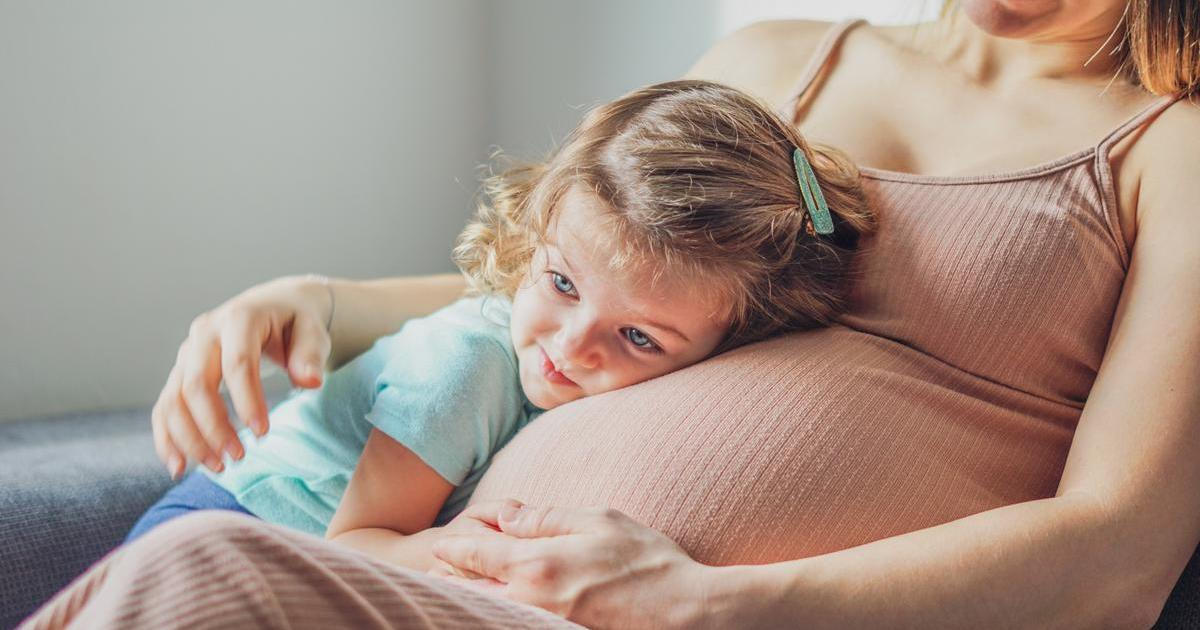 Nevinné hlídání sousedčiny pětileté dcery odhalilo tajemství, které mohlo rozvrátit manželství a skončit tragédií.