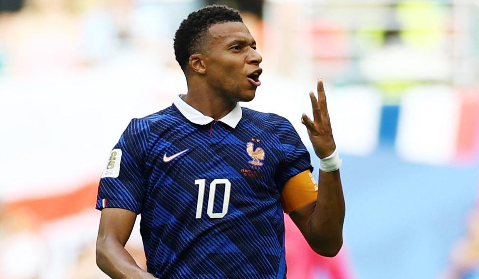 Kylian Mbappé slaví gól v zápase o bronz Francie – Anglie na MS 2026