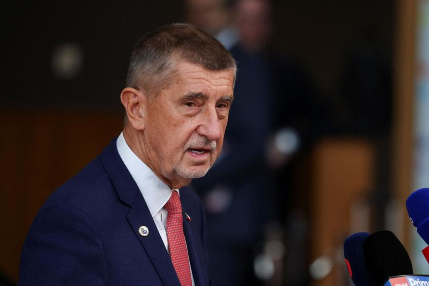 Babiš oprašuje projekt, který „vymyslel u Macrona“. A řekl, jak je daleko s rychlobruslařskou halou