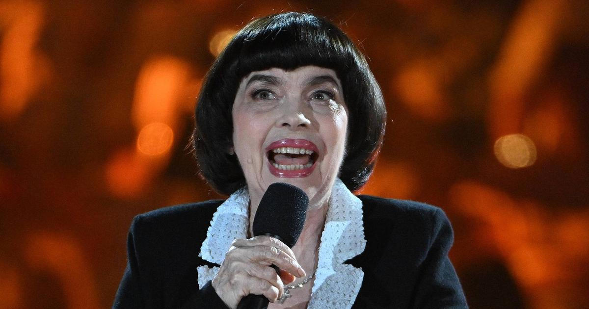 Mireille Mathieu proslavil šanson, účes i koncert v Číně. Srovnávají ji s Edith Piaf