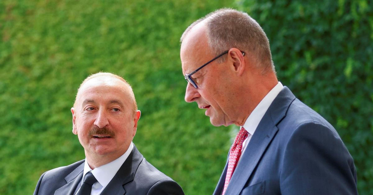 Tajná schůzka Rusů a Němců k válce vyvolala pozdvižení. Všichni od ní dali ruce pryč