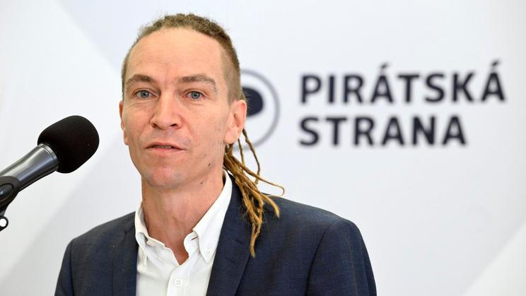 Ivan Bartoš, Piráti