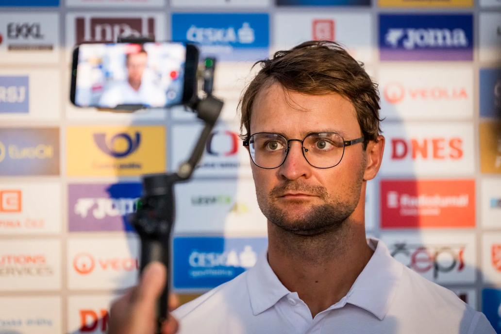Jan Koutník, svazový vedoucí oddělení mládeže, po příletu z ME do 18 let v Rieti