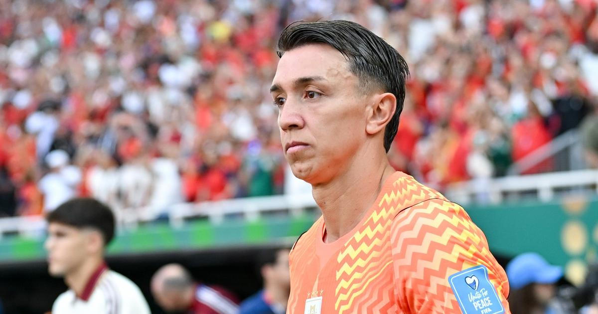 Katastrofa v bráně, fackující stoper, na hrotu noční můra. Tihle hráči na MS propadli