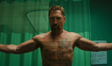 Javier Bardem jako odsouzený a čerstvě propuštěný May Cady v minisérii Mys hrůzy (2026).