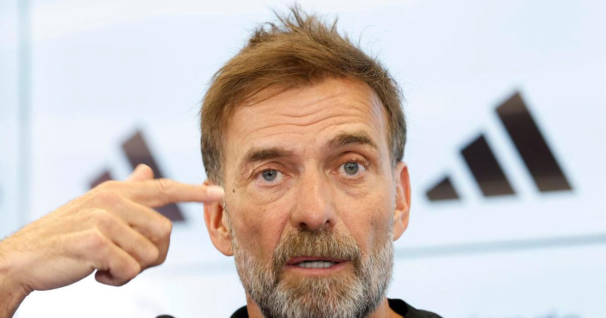„Pokud se budete chovat špatně, hned zmizím.“ Klopp po jmenování zaskočil prohlášením