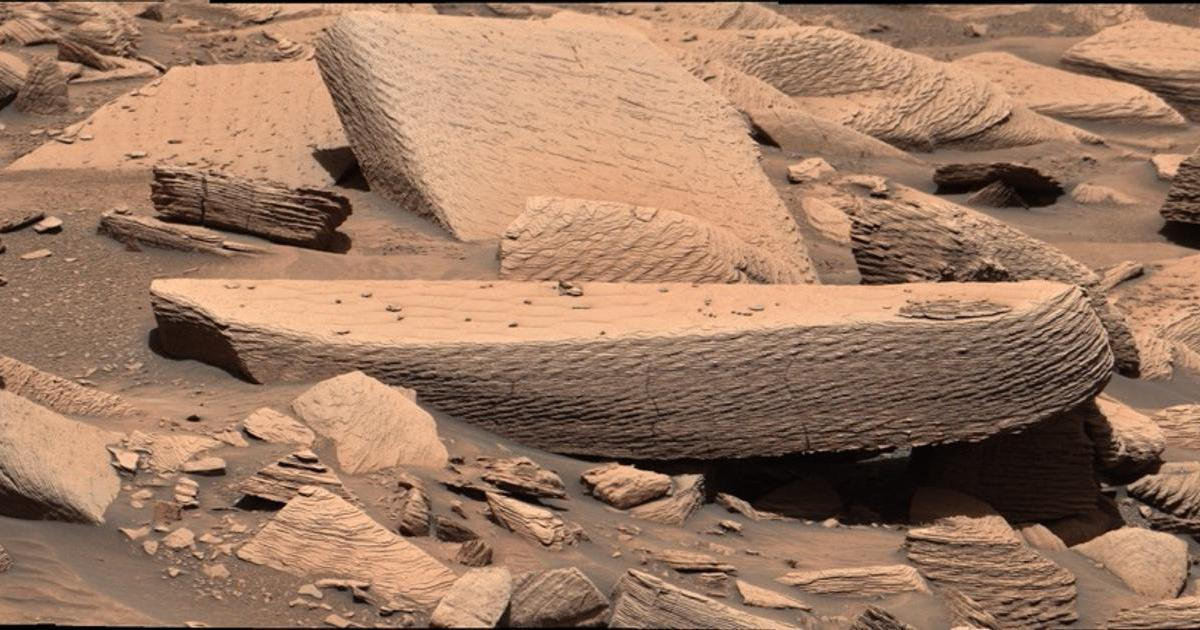 Jako v Duně. Snímek z Marsu ukazuje, že sci-fi předpovědělo pravdu o Rudé planetě