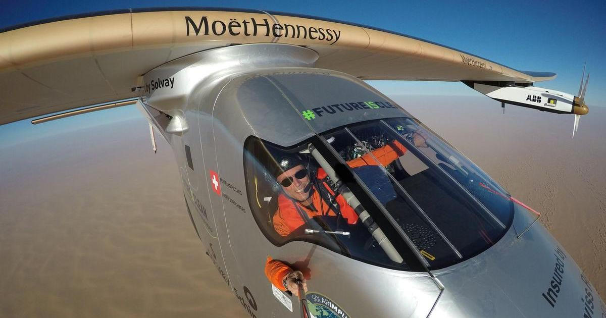 Křídla jako boeing, rychlost skútru. Před 10 lety obletěl solární letoun Zemi bez paliva