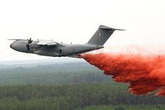 Airbus A400M makes its first-ever drop over the wildfire near Lacanau