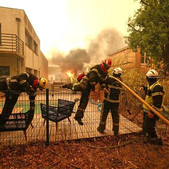 Wildfire in Lege-Cap-Ferret