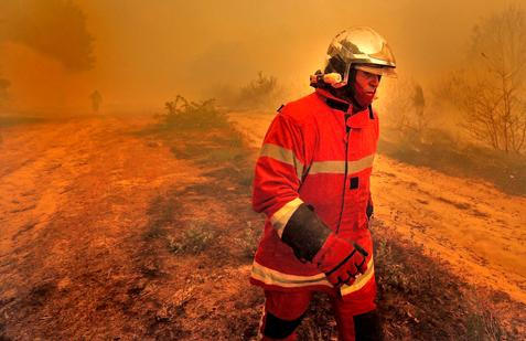 Wildfire in Lege-Cap-Ferret