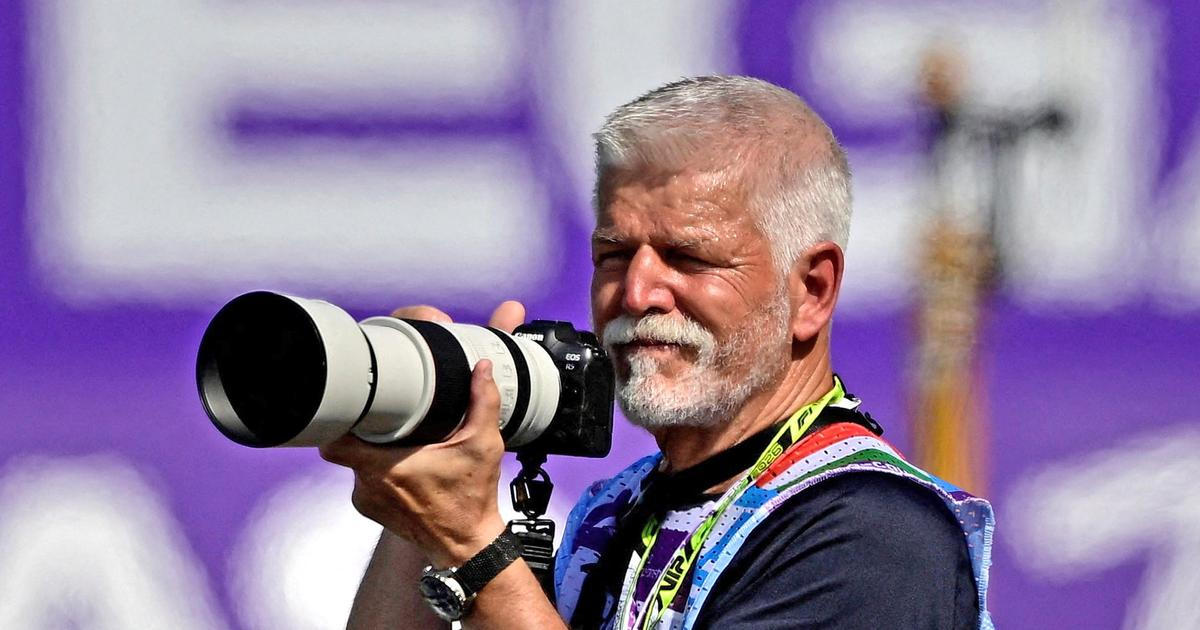 Proč měl Petr Pavel fotografickou akreditaci na formuli 1? Vysvětlení je překvapivě jednoduché