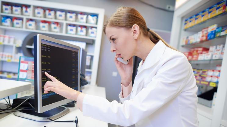 Female pharmacist seeking advice online 
