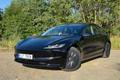 Test základní verze Tesly Model 3.