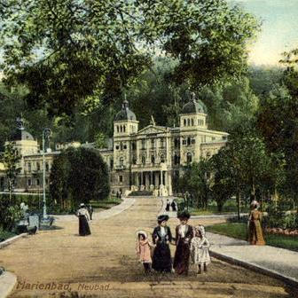 Kdysi sem za zdravím i společenským životem přijížděl britský král Eduard VII. Ve zdejších koupelích se léčili spisovatelé, politici i aristokraté z celé Evropy.
