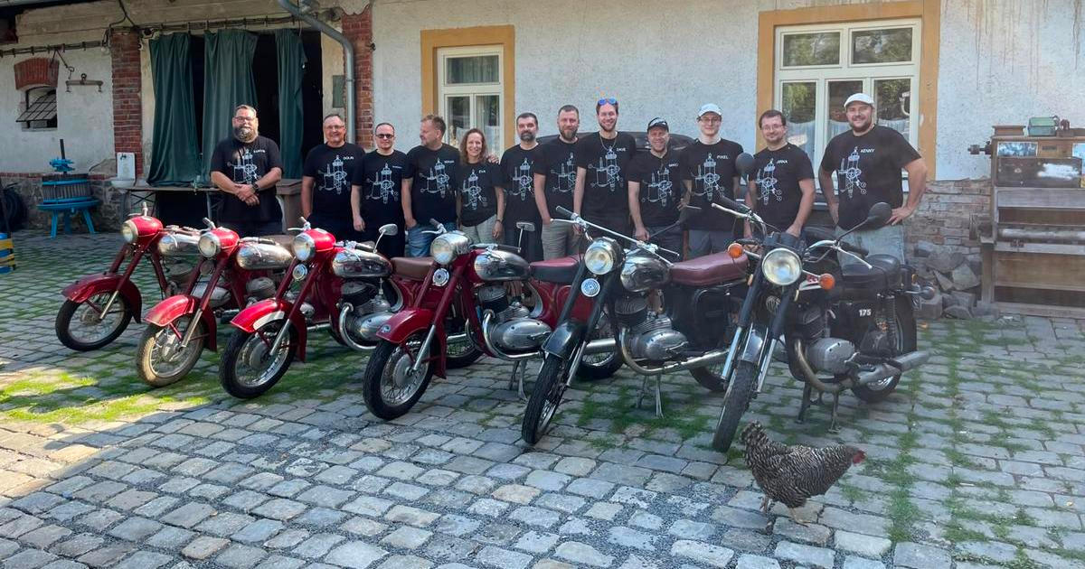 Kývačka odolává i ve dvě ráno. Jak se naučit zachraňovat staré Jawy