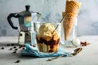 Nejlepší italský dezert, digestiv a panák zároveň? To je affogato.
