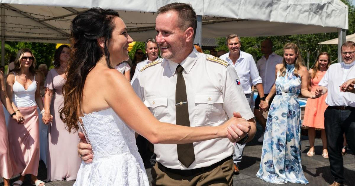 Upečeno. Řehka zakotvil u Starostů stejně jako jeho manželka, další metou je Senát