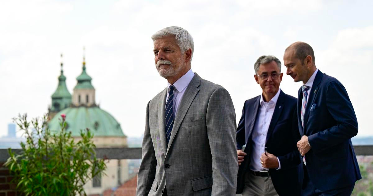 Prezidenta opouští klíčový hráč. Hrad sází v napjaté době na novou tvář