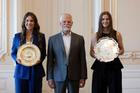 President Petr Pavel welcomes Wimbledon winner Linda Noskova and runner-up Karolina Muchova
