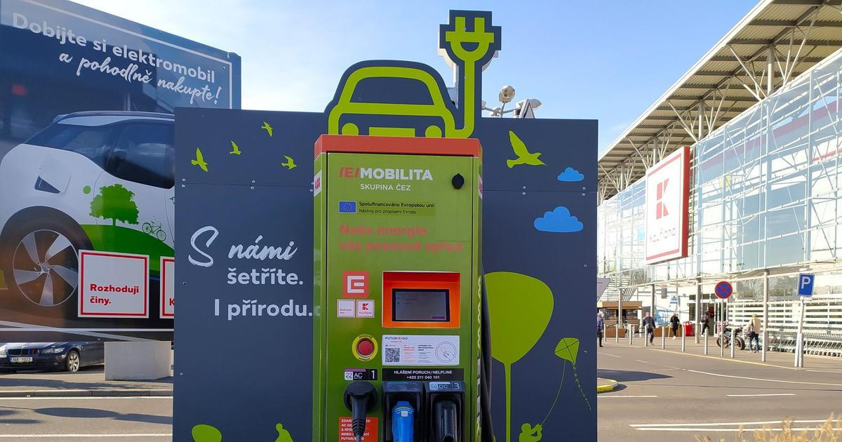 Lidl a Kaufland zakázaly svým manažerům v Německu elektroauta. V Česku je to tajné