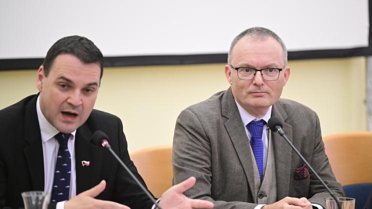 Petr Macinka, ministr zahraničí, politik, Ivan Jukl, nový generální ředitel Českých center