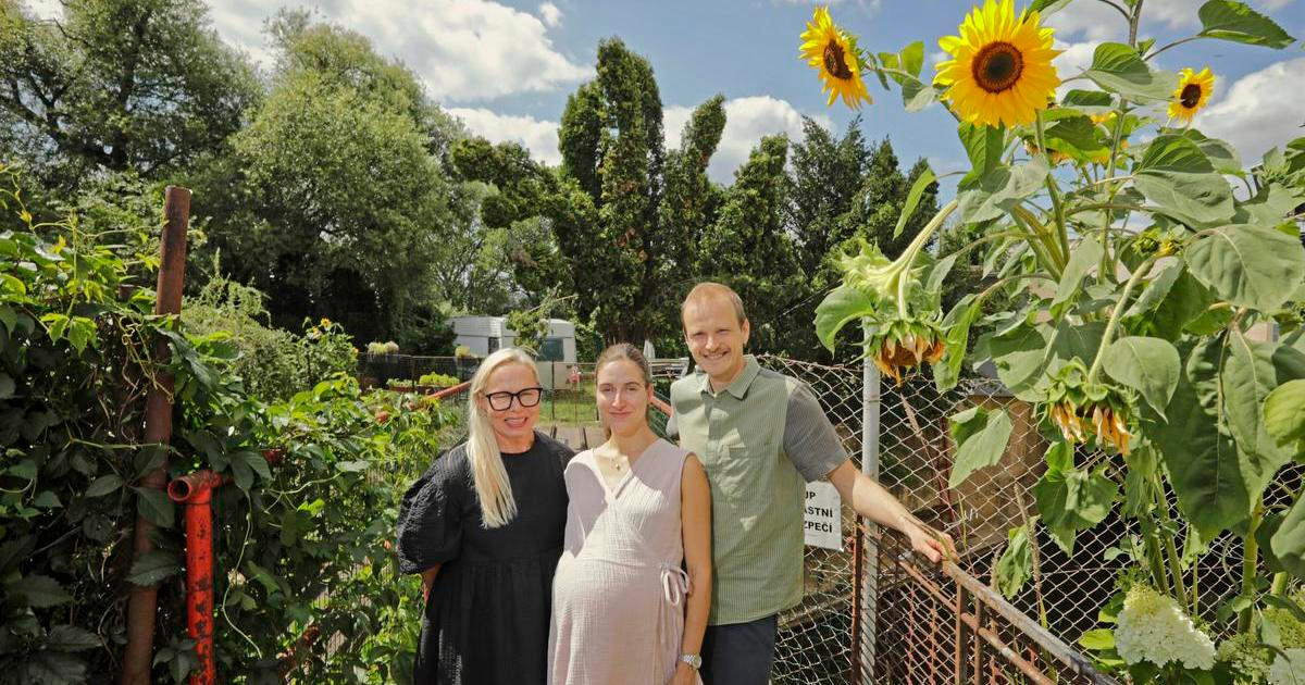 Před rokem chtěli pekárnu zavřít, tchyně to ale nedovolila. Dnes sem o víkendech proudí zástupy lidí