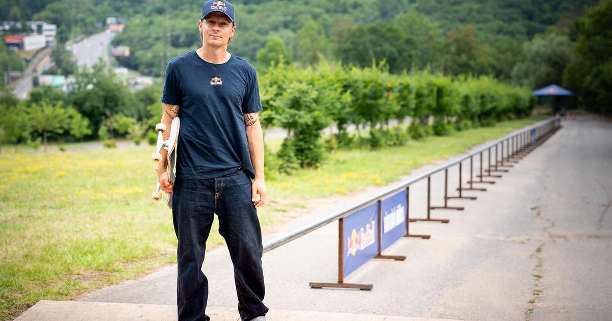 Devět dní pádů a dřiny. Český skejťák si dojel na zábradlí pro světový rekord