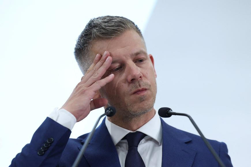 Schnoucí Dunaj nutí Maďary odstavit jadernou elektrárnu. Doprava v Budapešti zpomalí