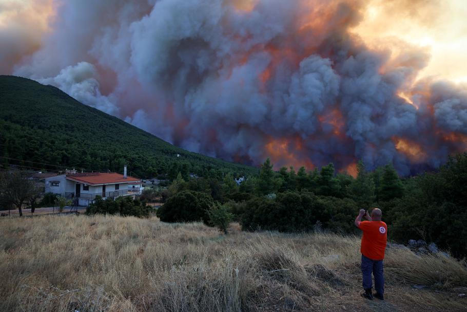 Wildfire in Krio Pigadi