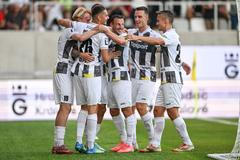 Radost fotbalistů Hradce v zápase proti Tromsö