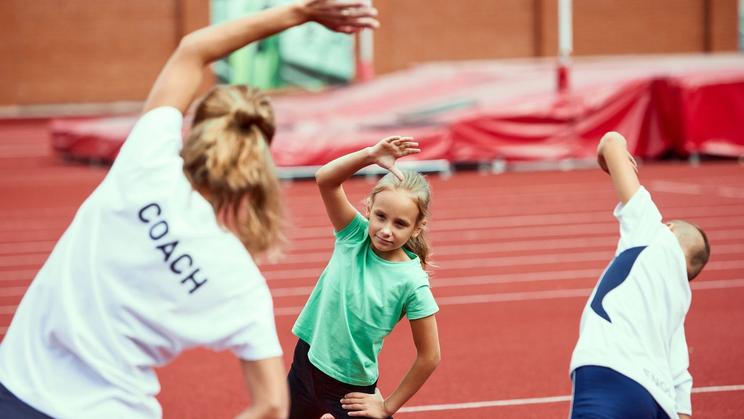České kluby trápí nedostatek financí na zaplacení kvalitních trenérů dětí a mládeže i údržbu a provoz sportovišť. Ilustrační foto