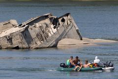 Low Danube water levels raise concerns over Serbia's electricity supply