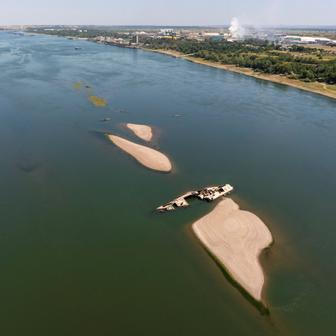 Low Danube water levels raise concerns over Serbia's electricity supply