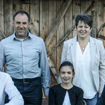 V roce 1967 otevřel Andreasův dědeček Toni na horském statku malý hostinec Schönblick. Tehdy sem ještě nevedla pořádná silnice, hotely prakticky neexistovaly a hosté přijížděli autobusem nebo pěšky. 