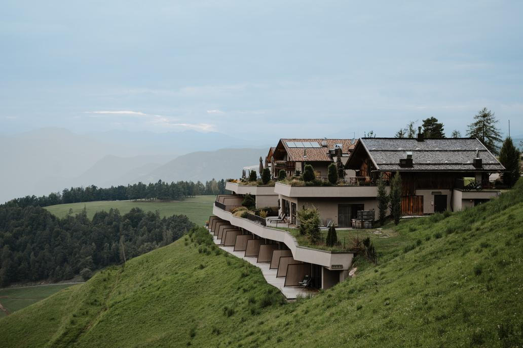 Přestože Gfell patří mezi nejvýraznější butikové hotely v Dolomitech, Andreas slovo luxus používá velmi opatrně.