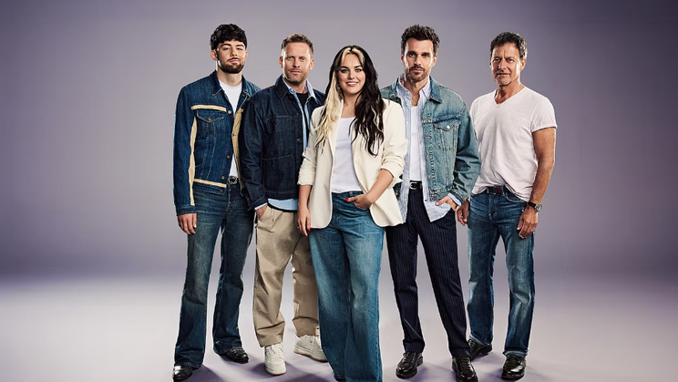 Hudebník Calin, Jakub Prachař, Ewa Farna, Leoš Mareš a Pavol Habera  - tým pěvecké soutěže SuperStar 2026. Všichni budou členy poroty, až na Leoše Mareše, který bude pořad moderovat.