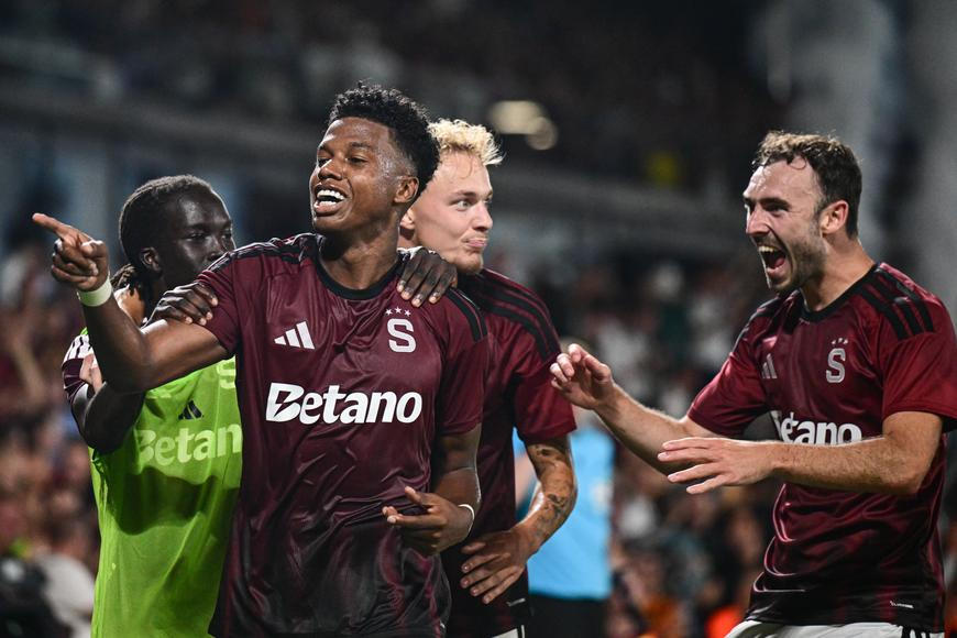 Sparta v boji o Ligu mistrů dvěma góly uhranula Lyon a do odvety veze nadějný náskok
