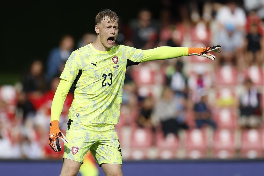 Čech nadchl i bláznivou statistikou. V Anglii bude jako Hašek v Naganu, tvrdí trenér