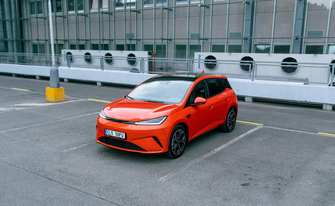 BYD Dolphin G DM-i je nejmenším a nejnovějším plug-in hybridem značky v Česku.