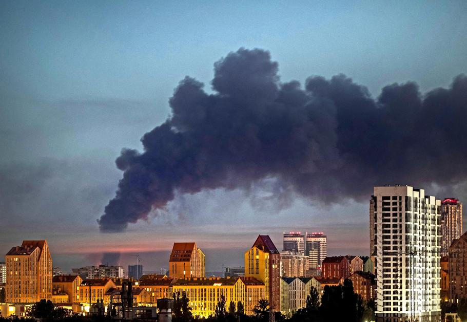 Russian missile and drone strike in Kyiv