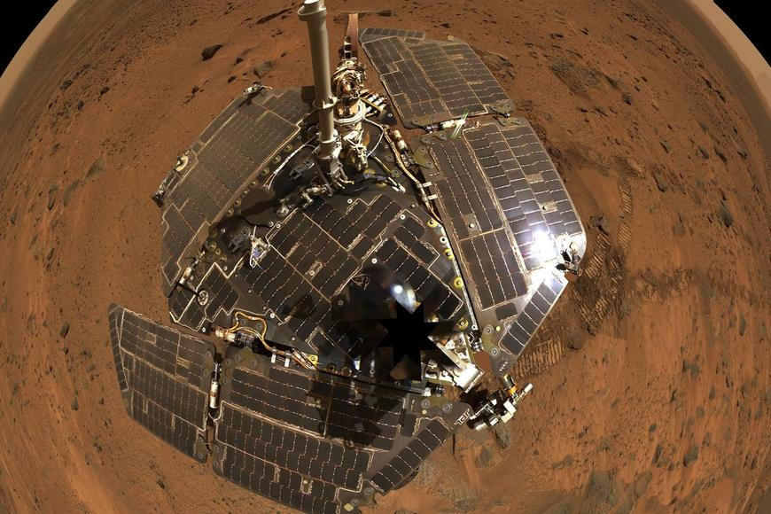 Na Marsu odhalili tajemství ukryté přes 20 let. Klíčový důkaz se skrýval v prachu