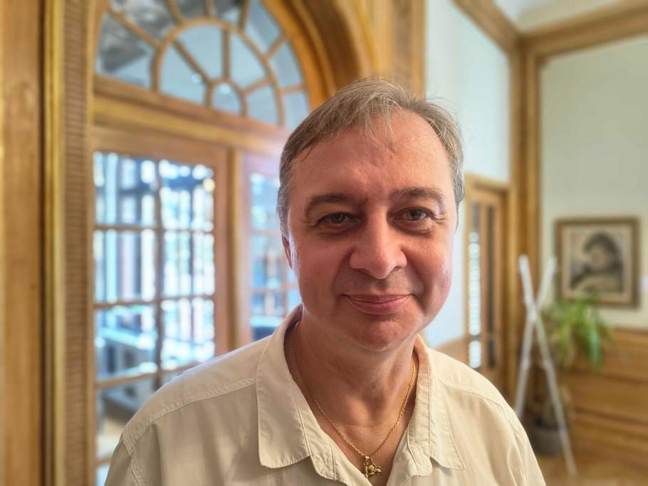 Bývalý poradce rumunského prezidenta pro národní bezpečnost Iulian Chifu v rozhovoru pro Aktuálně.cz. Bukurešť, 4. srpna 2026.