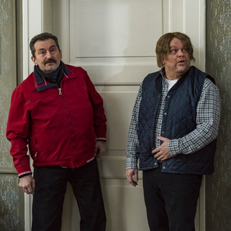 Ondřej Vetchý a David Novotný ve filmu 6 gramů (2026).