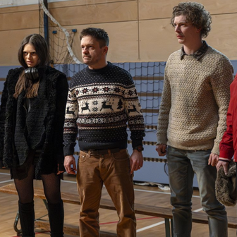 Martin Pechlát, Leona, Jiří Mádl, Petr Uhlík a Ondřej Vetchý ve filmu 6 gramů (2026).